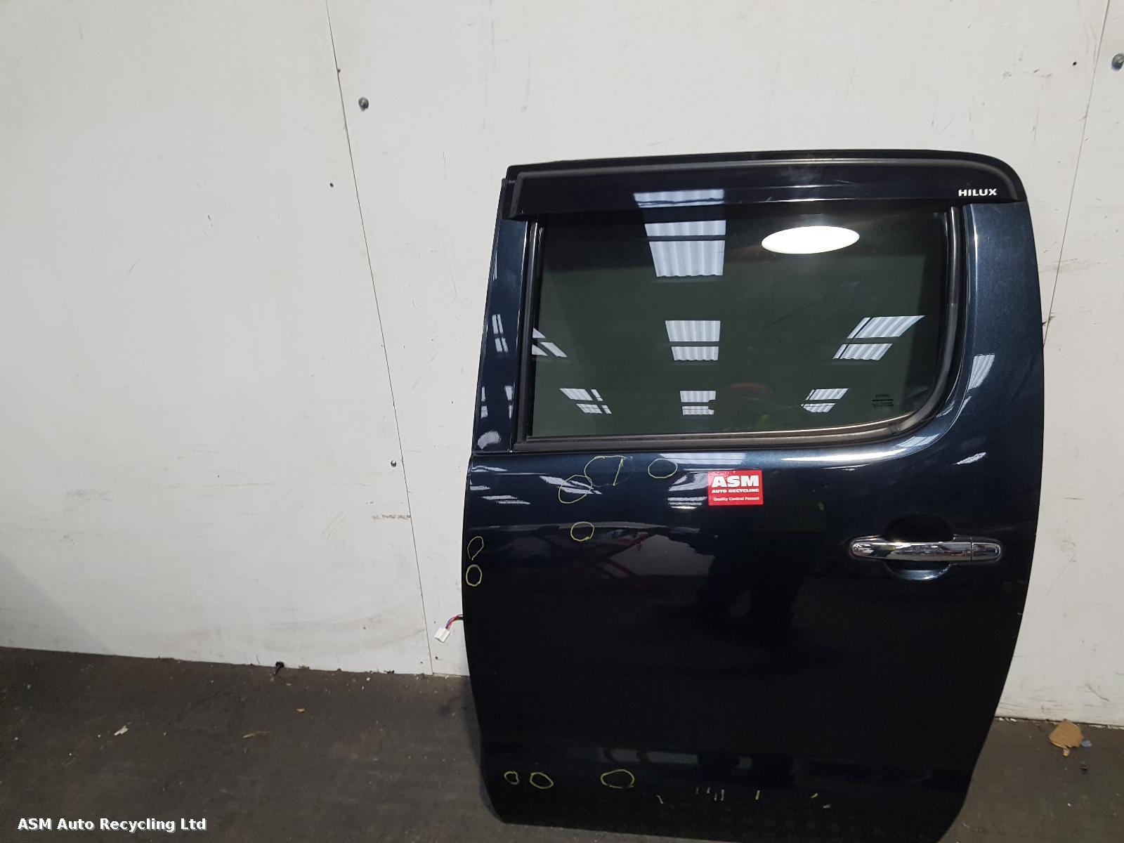 View Auto part L Rear Door Toyota Hilux 2012