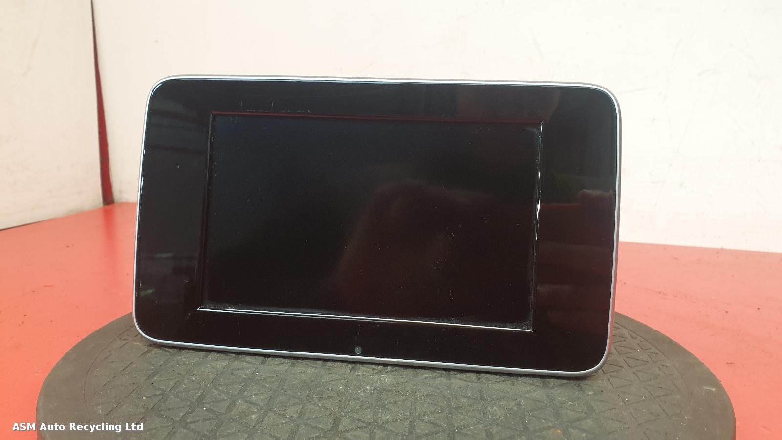 View Auto part Radio Display Mercedes C Class 2018