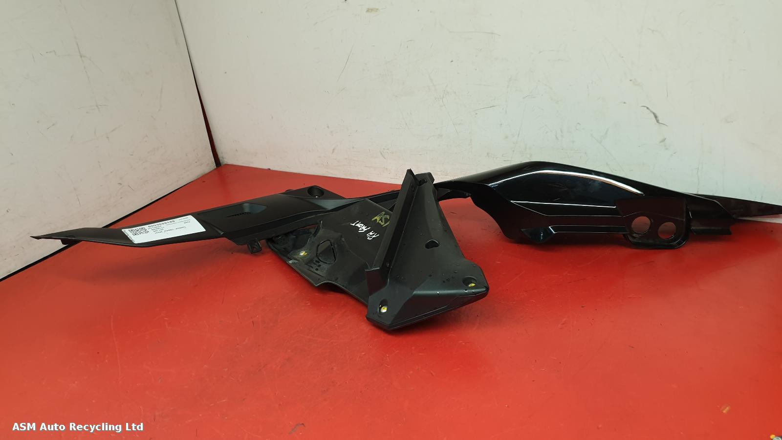 View Auto part Side Panel Right Benelli Bn 125 2023