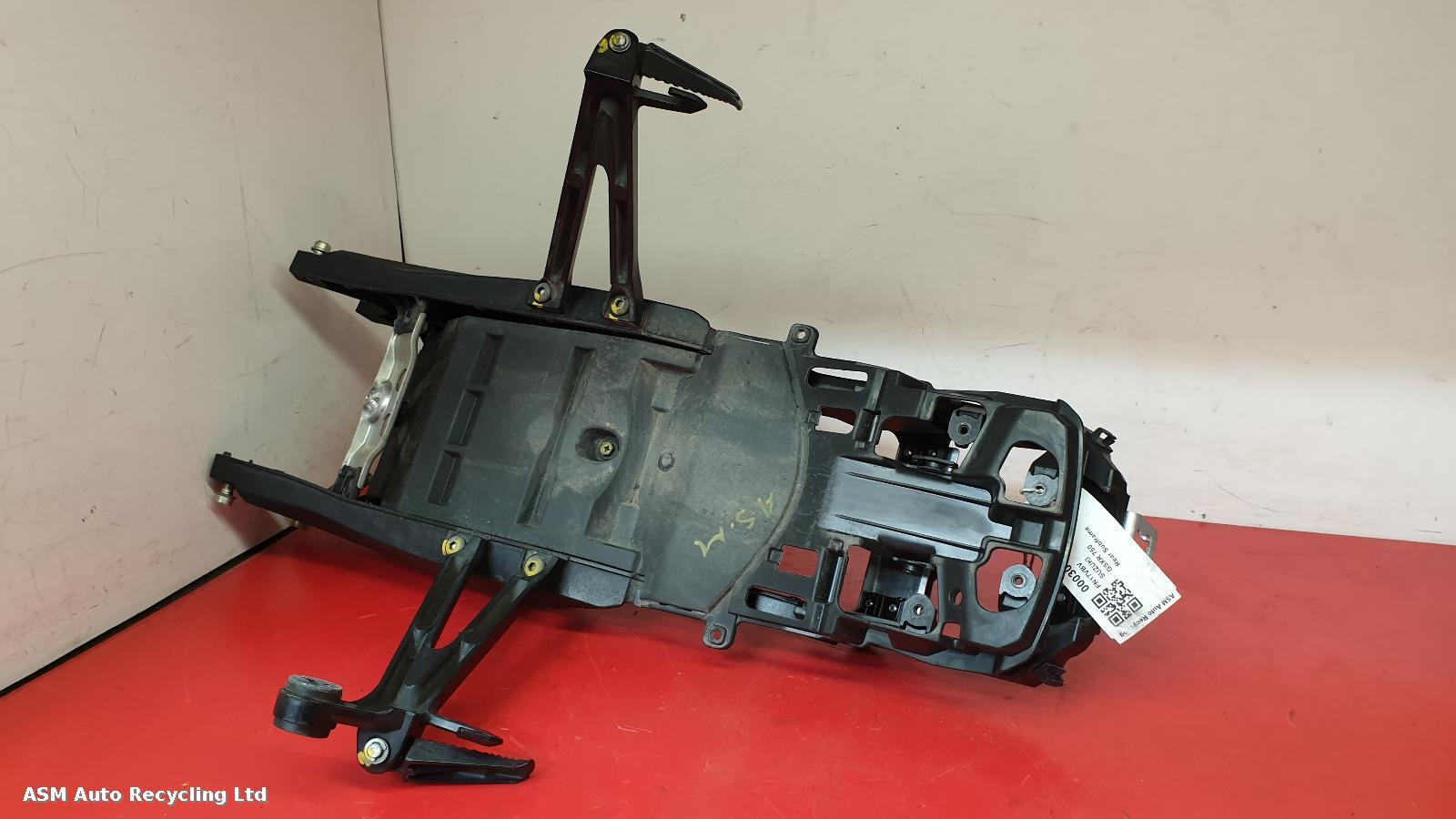 View Auto part Rear Subframe Suzuki Gsxr 750 2017