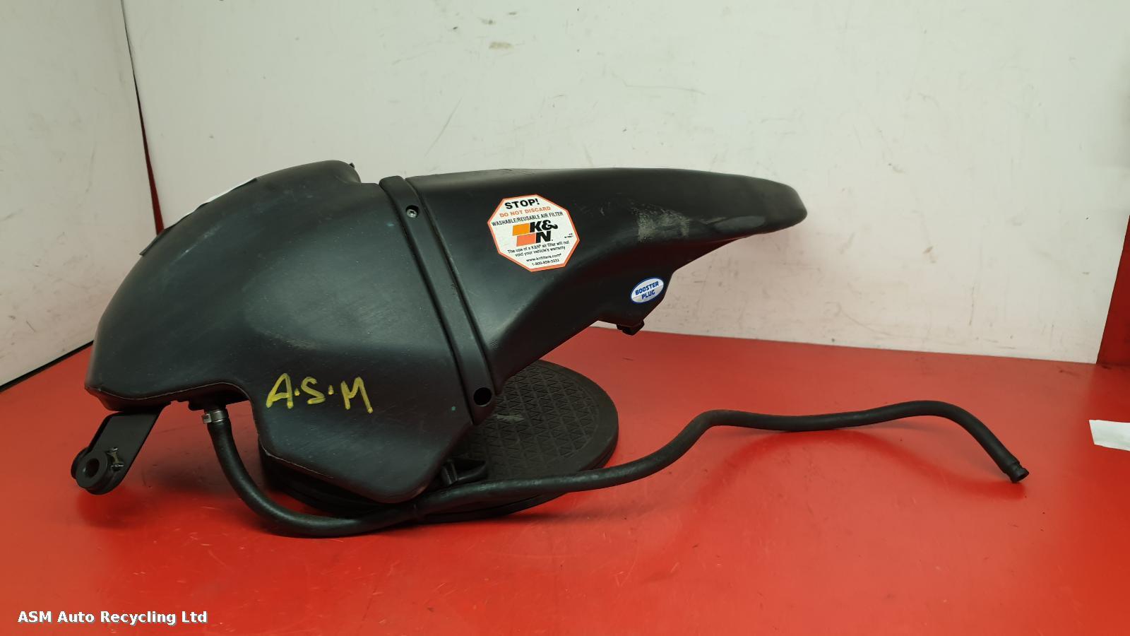 View Auto part Air Cleaner/Box Bmw G650 2012