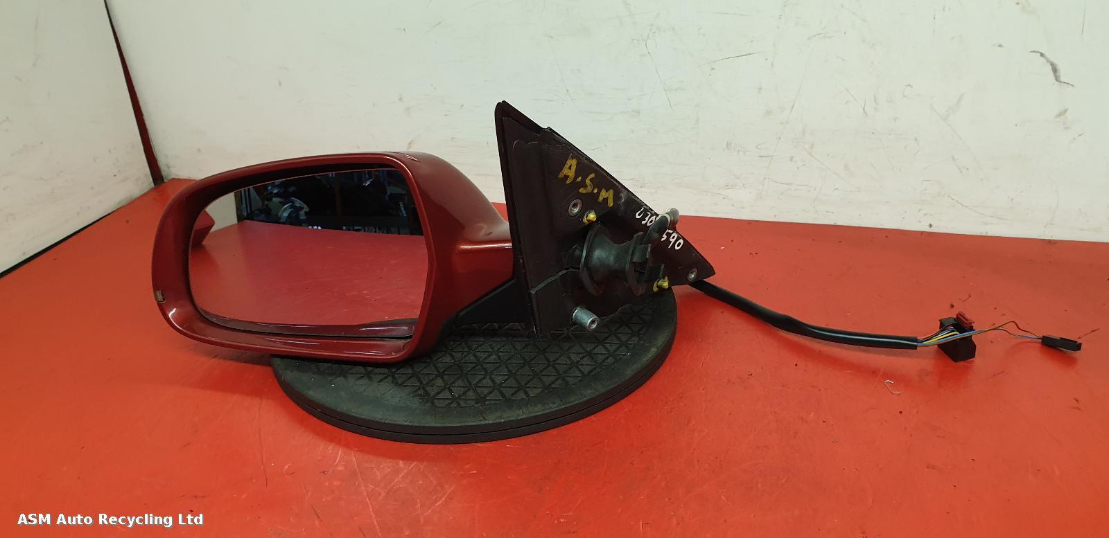 View Auto part L Door Mirror Audi A4 2009