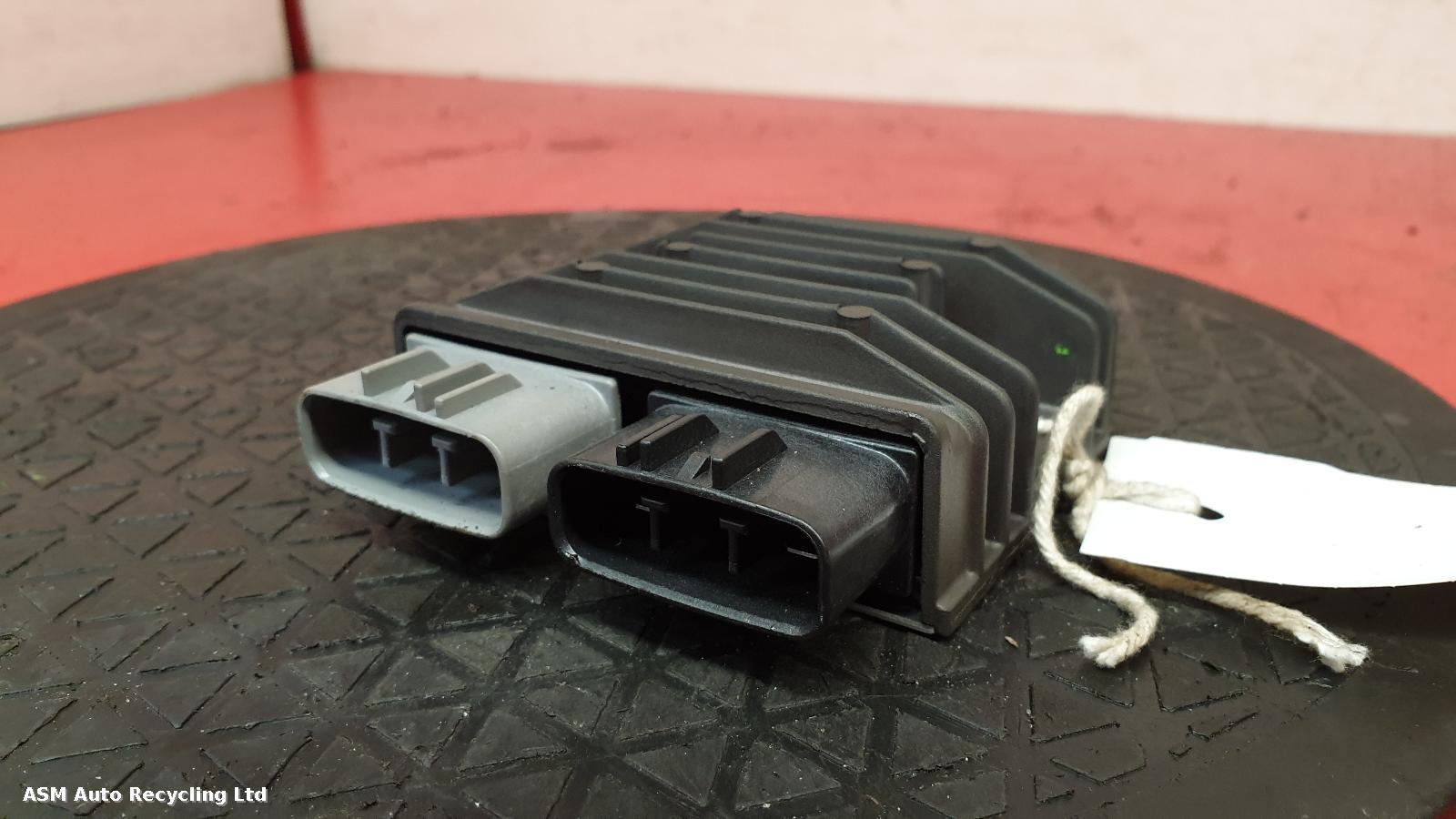 View Auto part Regulator/Rectifier Yamaha Tracer 700 2023