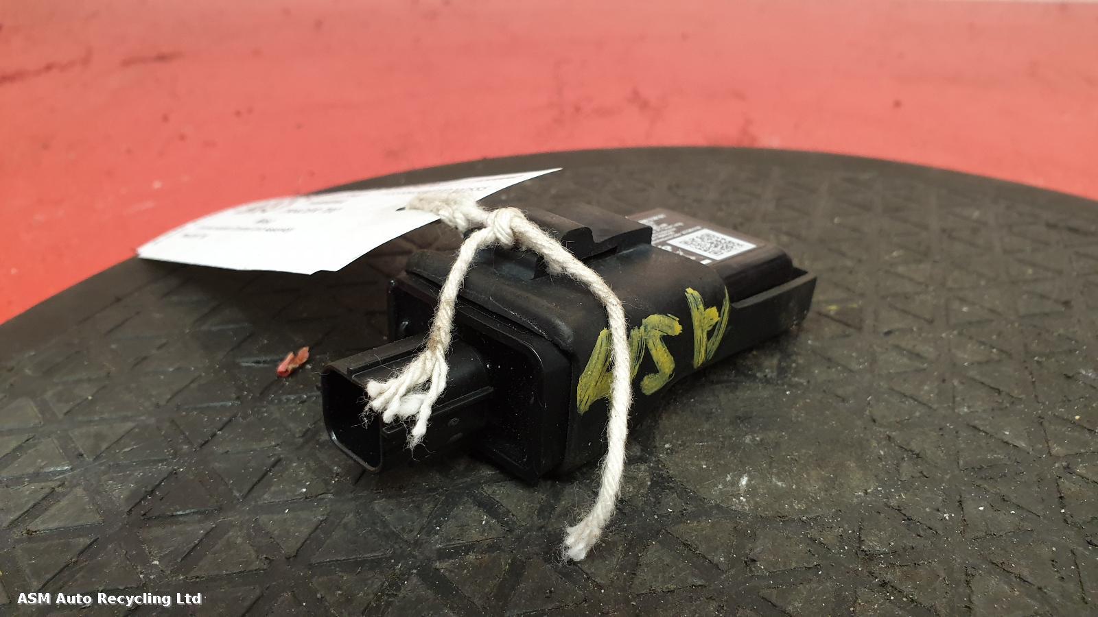 View Auto part Misc Yamaha Tracer 700 2023