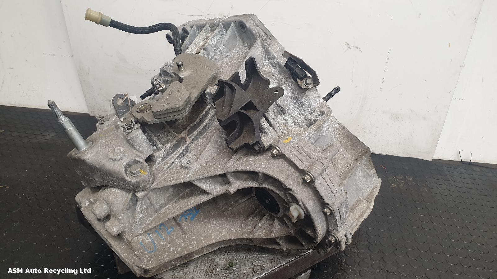 View Auto part Gearbox Renault Clio 2016