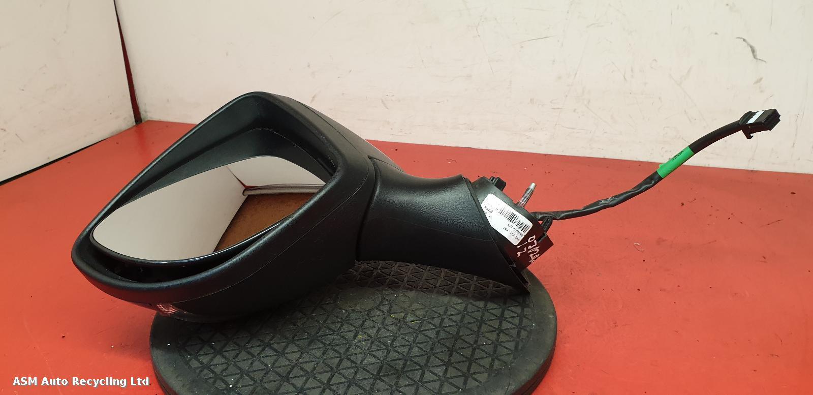 View Auto part L Door Mirror Renault Clio 2016