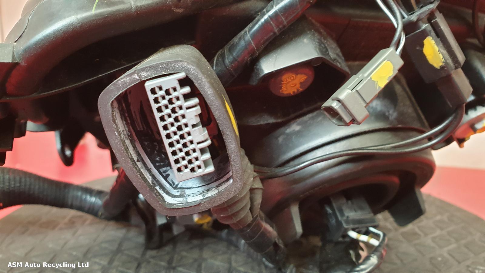 View Auto part Headlamp Suzuki Gsxr 750 2017
