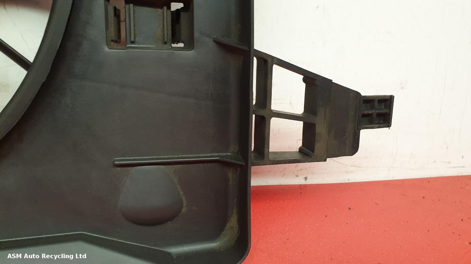 View Auto part Engine Cooling Motor Renault Kangoo 2016