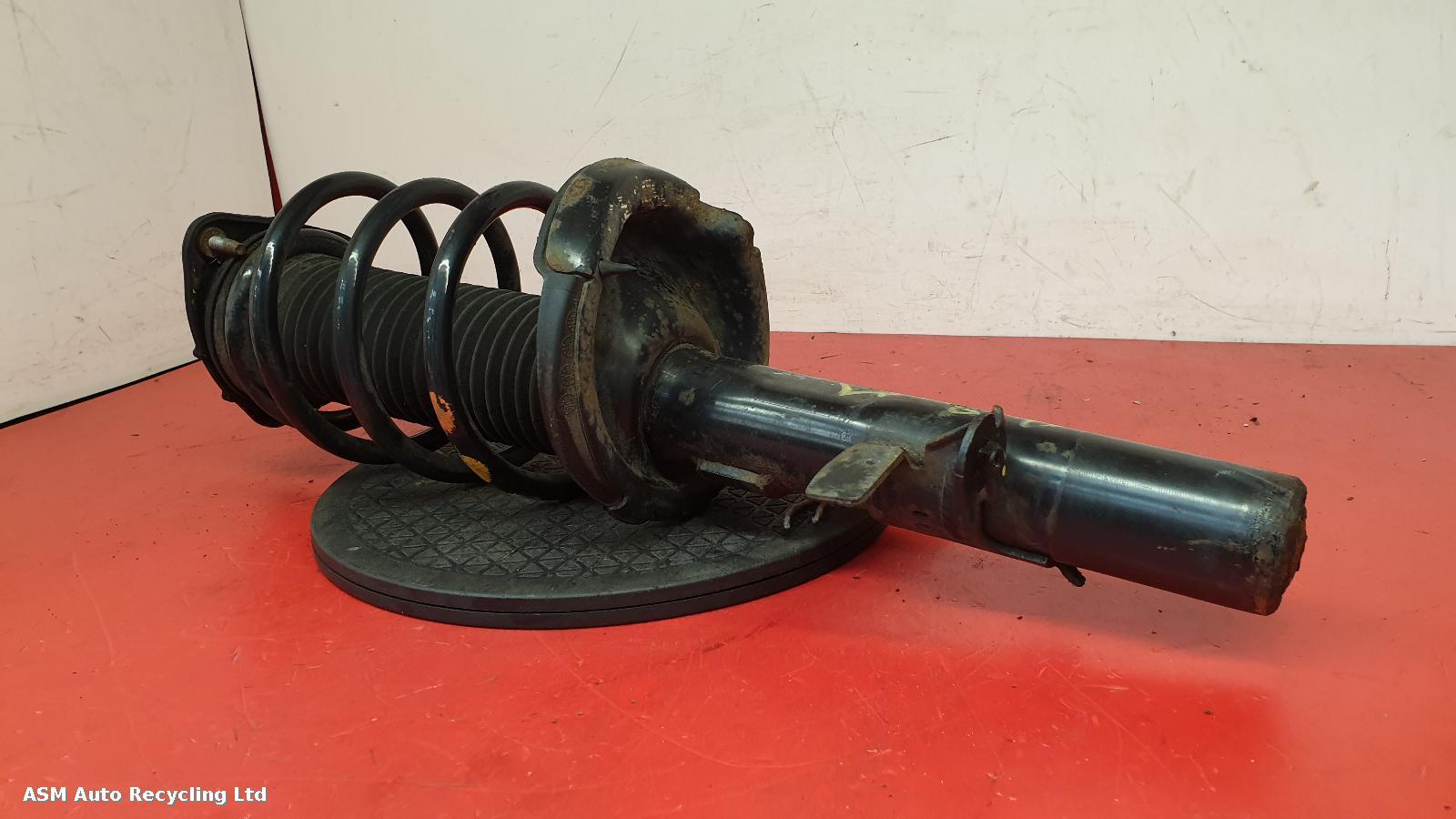 View Auto part LF Strut Ford Focus 2012