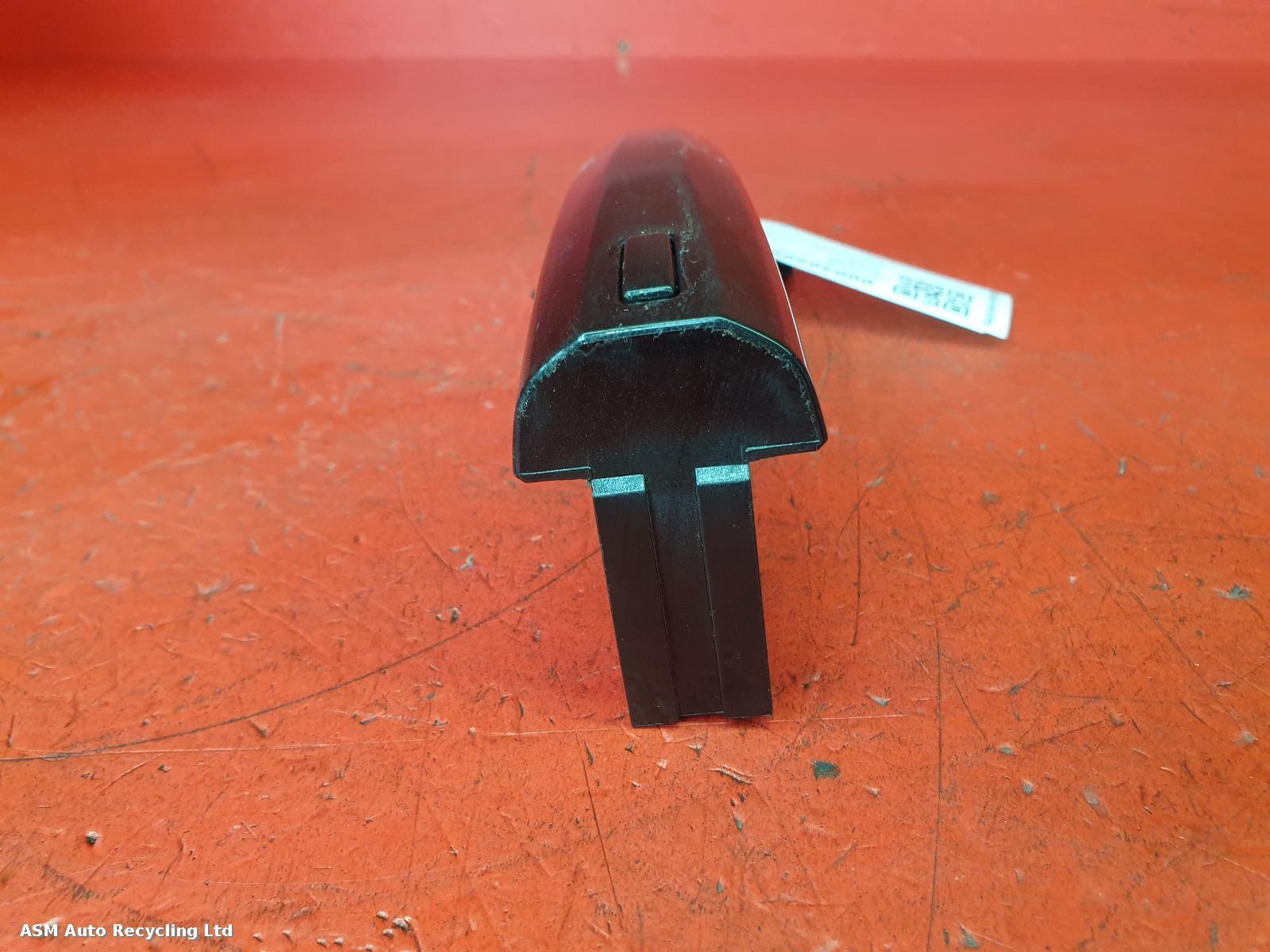 View Auto part Door Handle Nissan Juke 2020