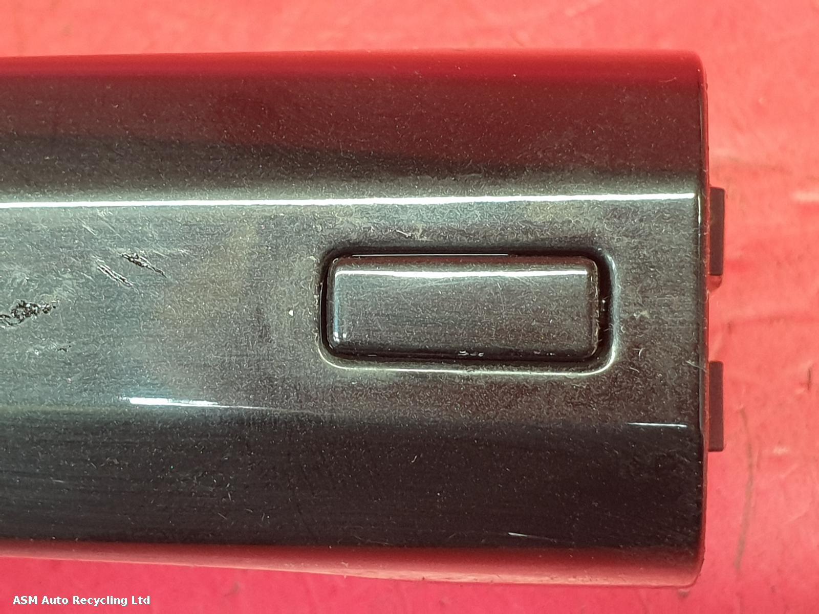 View Auto part Door Handle Nissan Juke 2020