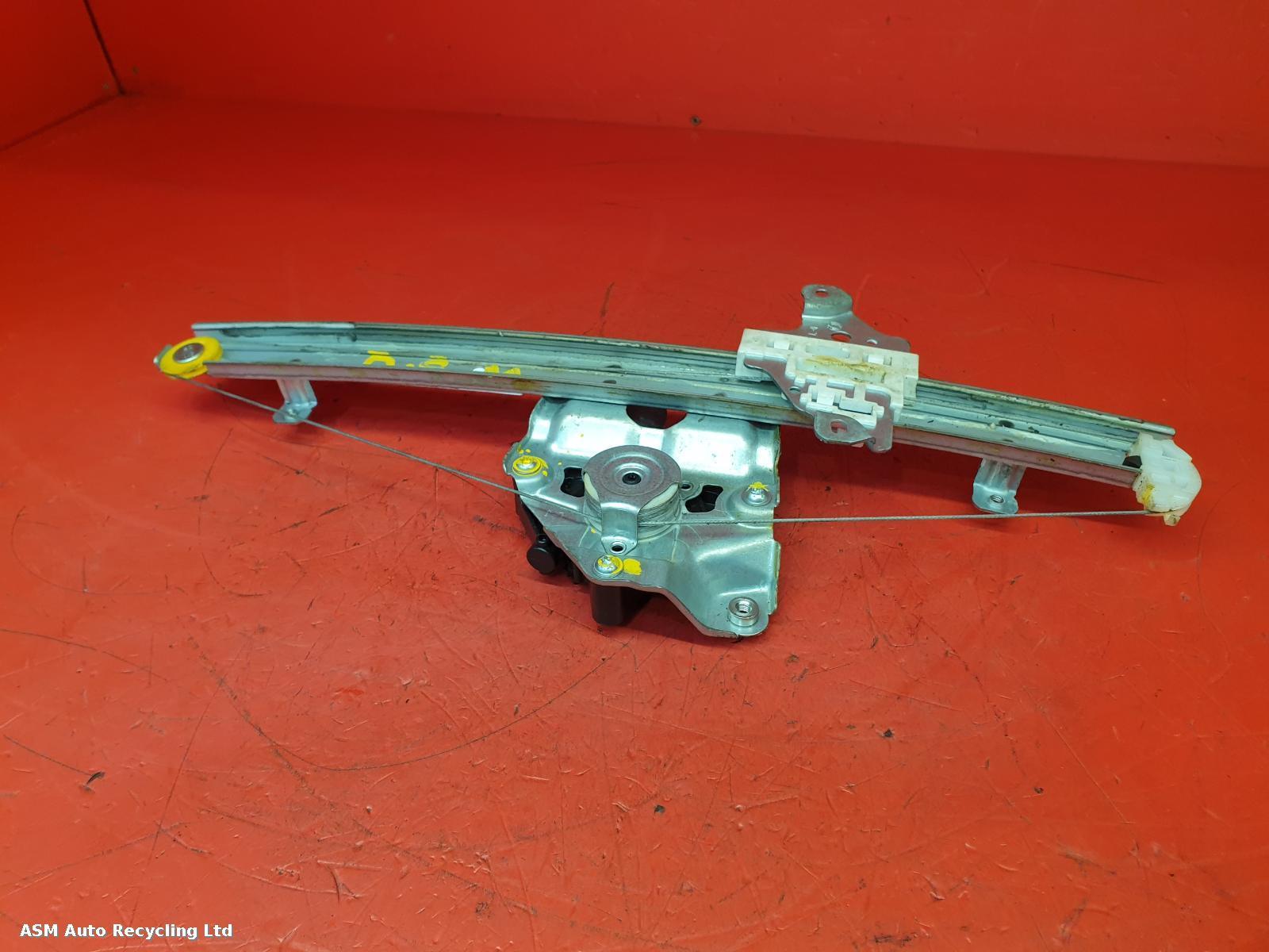 View Auto part LF Window Regulator Nissan Juke 2020