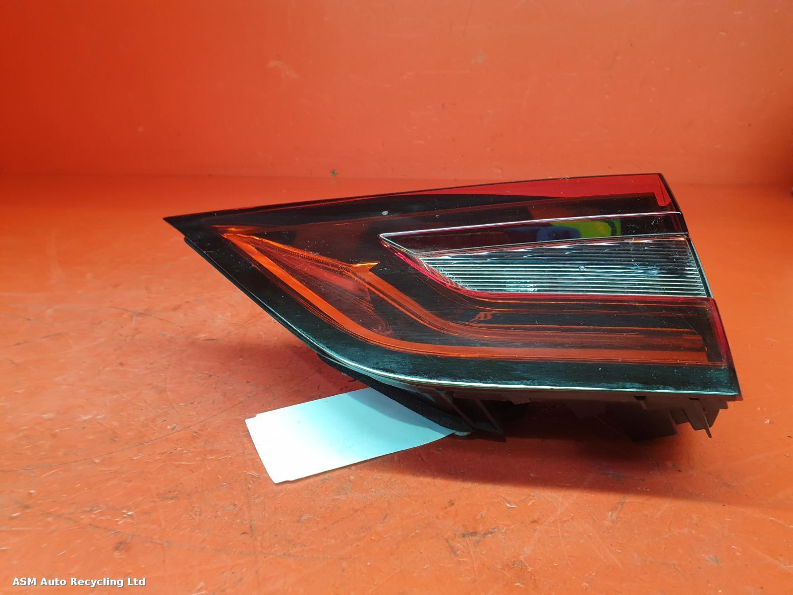View Auto part R Taillight Nissan Juke 2020