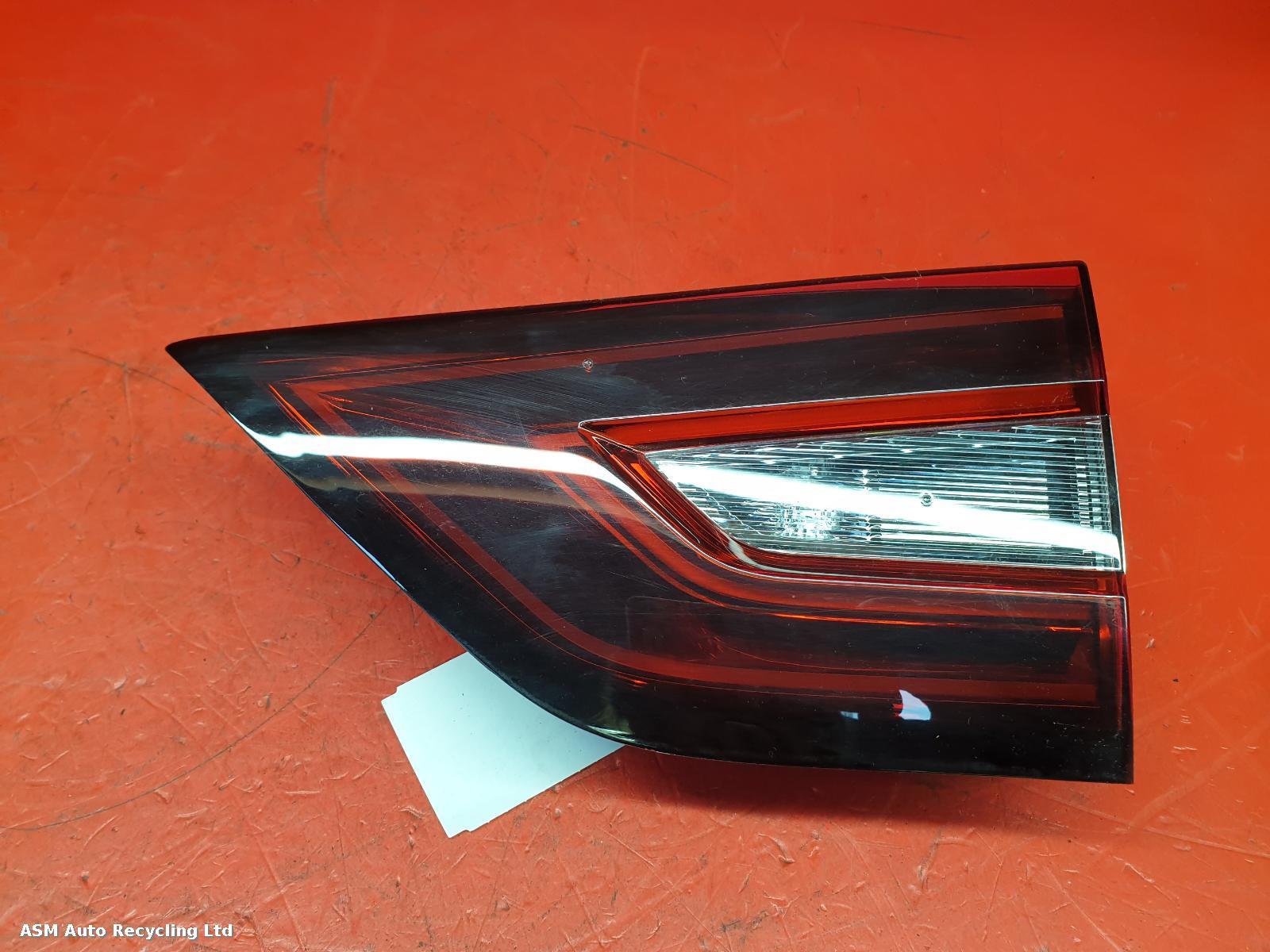 View Auto part R Taillight Nissan Juke 2020