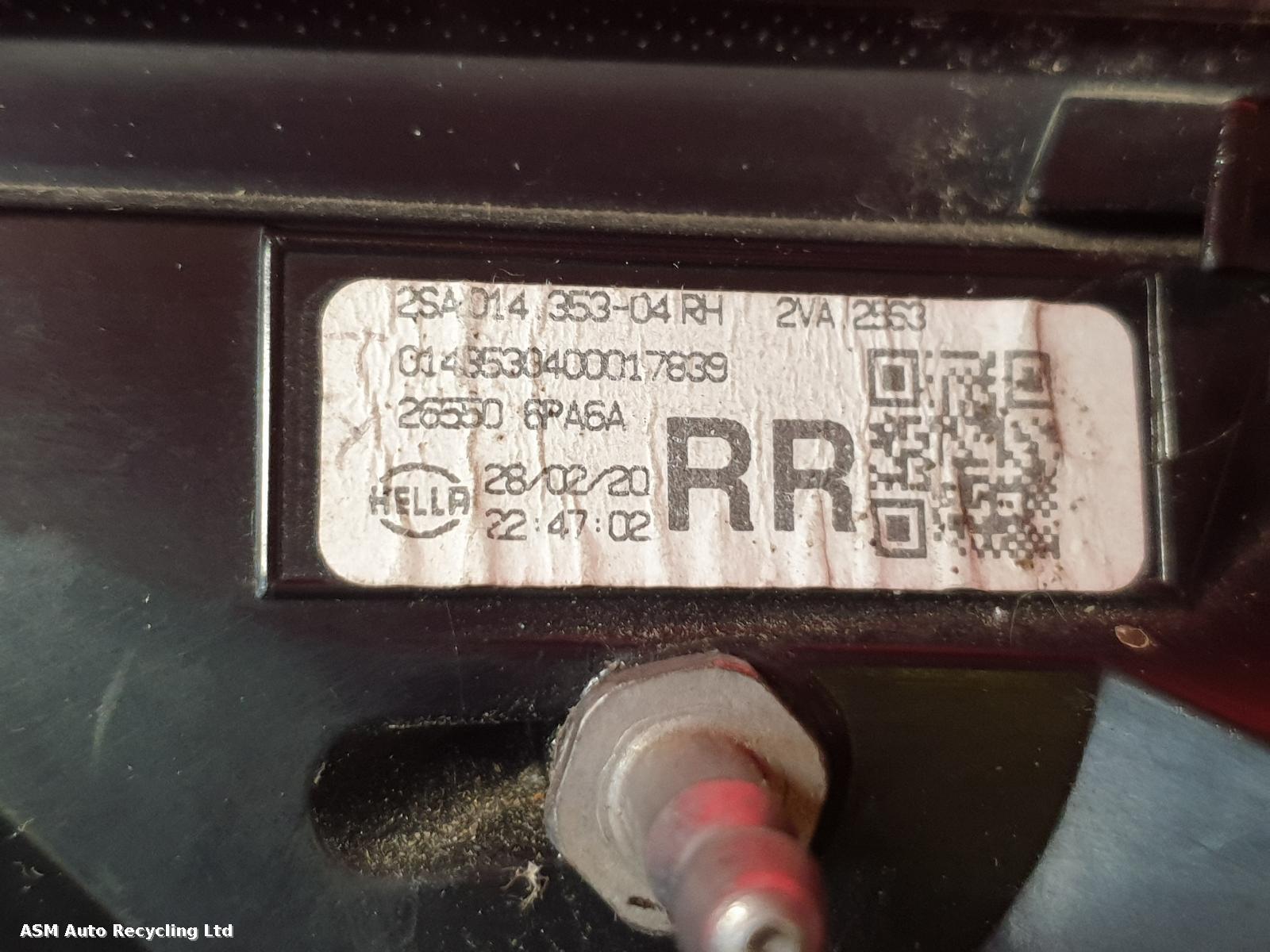 View Auto part R Taillight Nissan Juke 2020