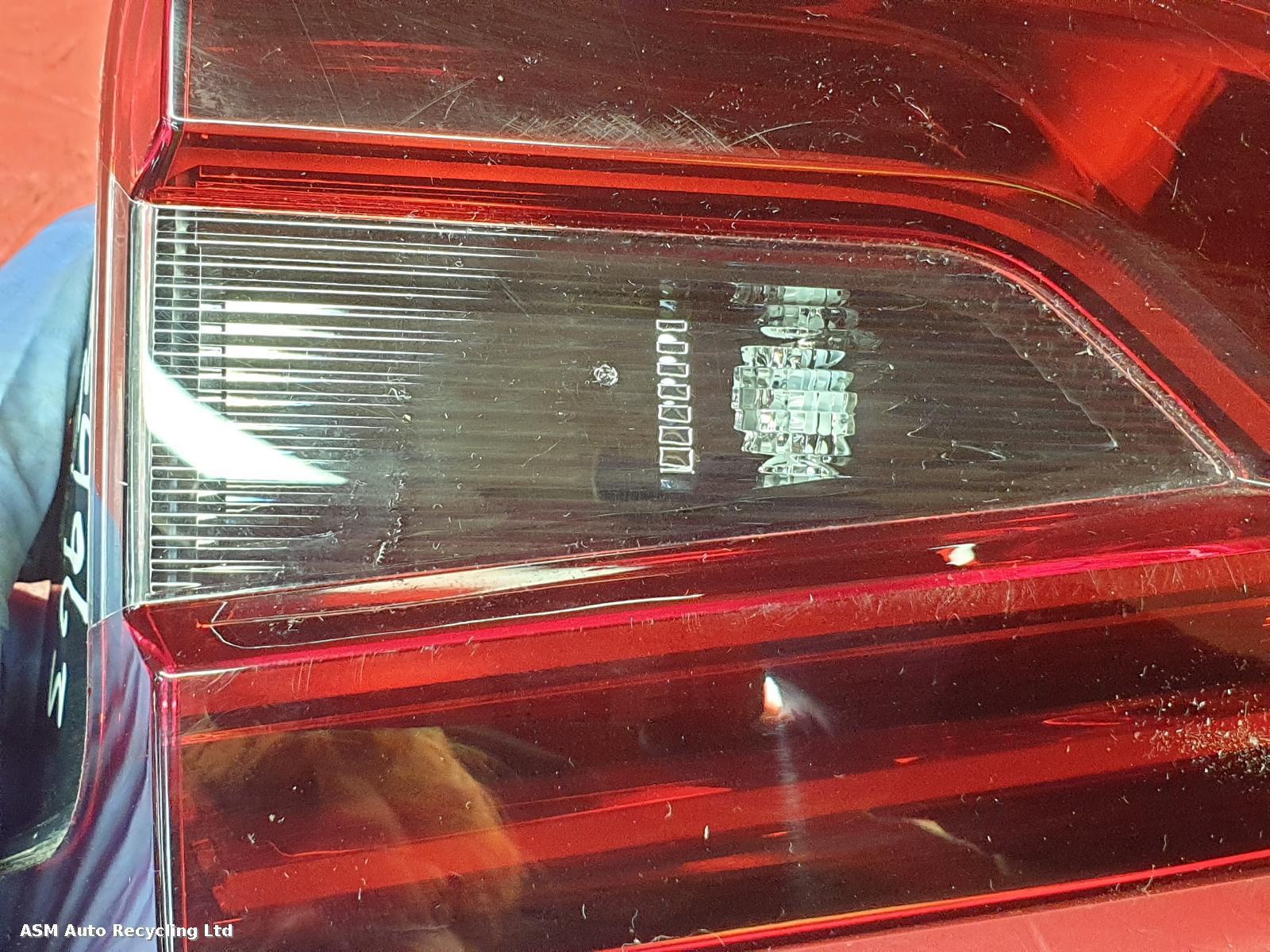 View Auto part R Taillight Nissan Juke 2020