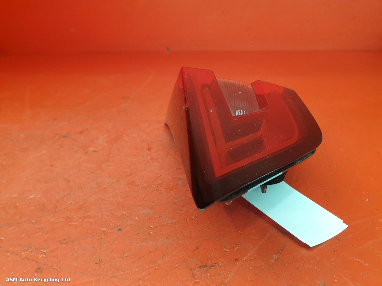 View Auto part R Taillight Nissan Juke 2020