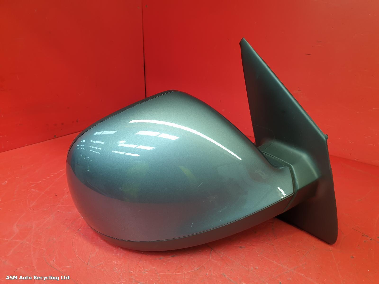 View Auto part R Door Mirror Volkswagen Transporter 2013