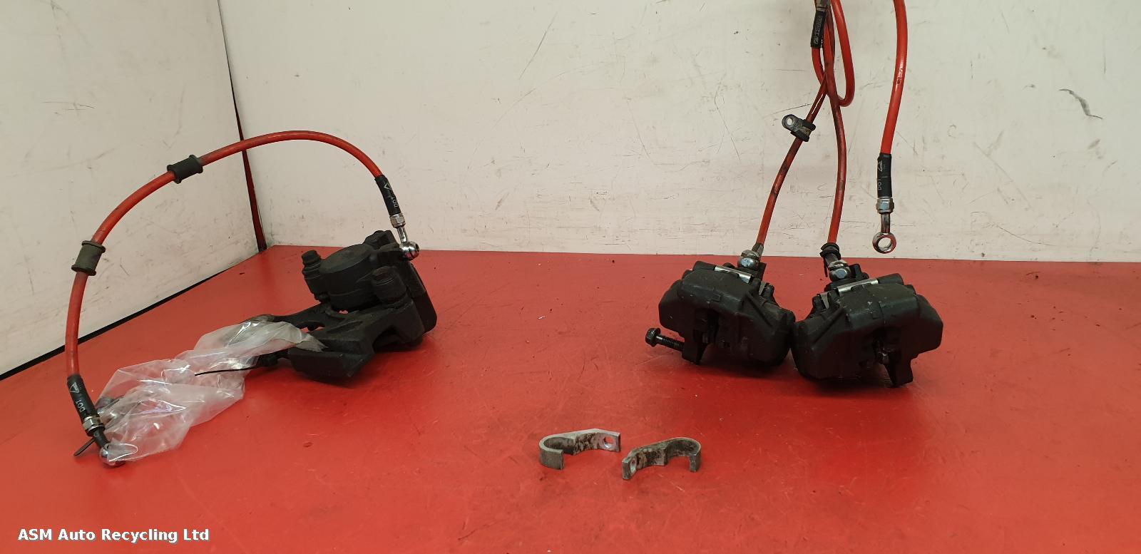 View Auto part Caliper Honda Cbr 600 F4i 2002