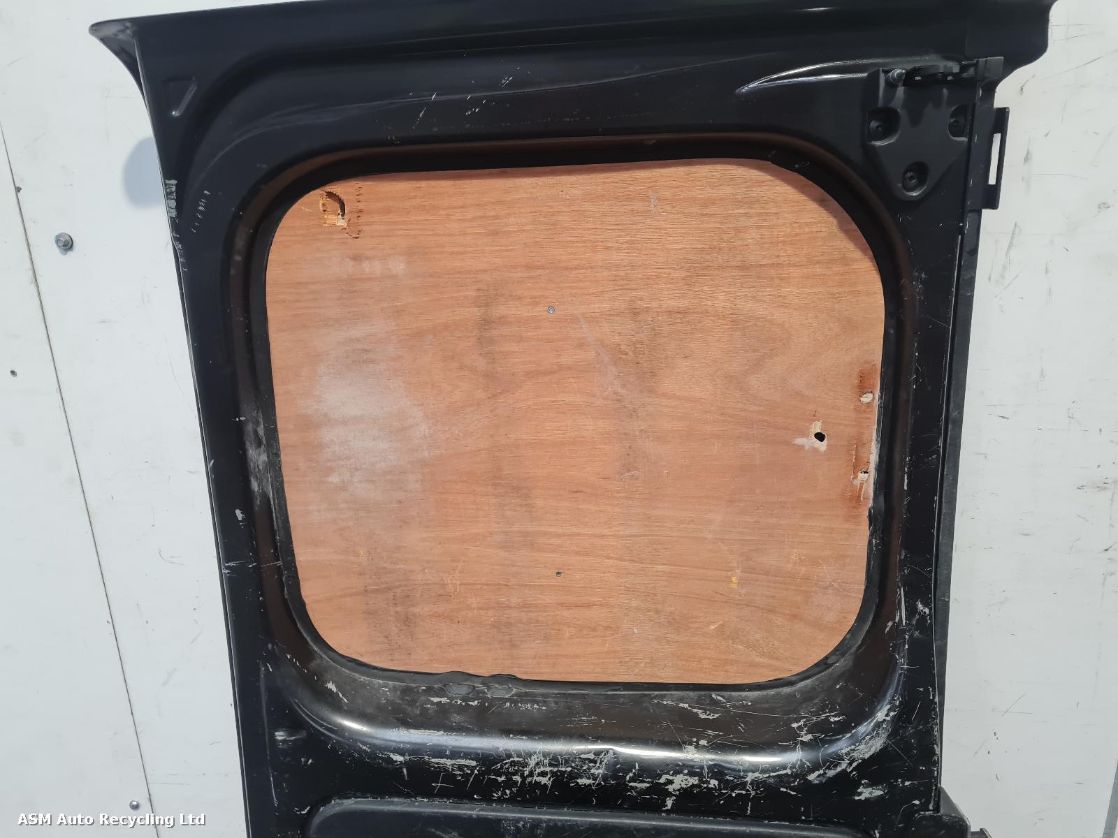 View Auto part R Rear Door Renault Trafic 2017