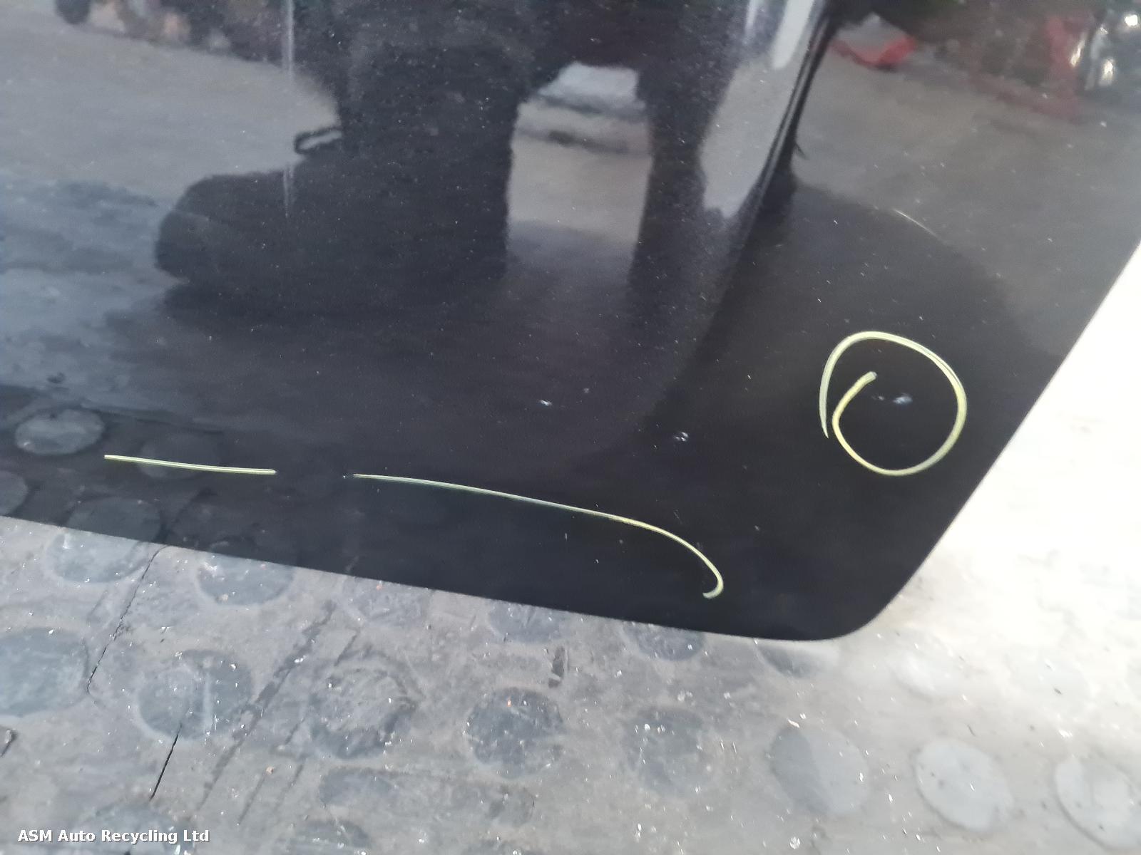 View Auto part R Rear Door Renault Trafic 2017
