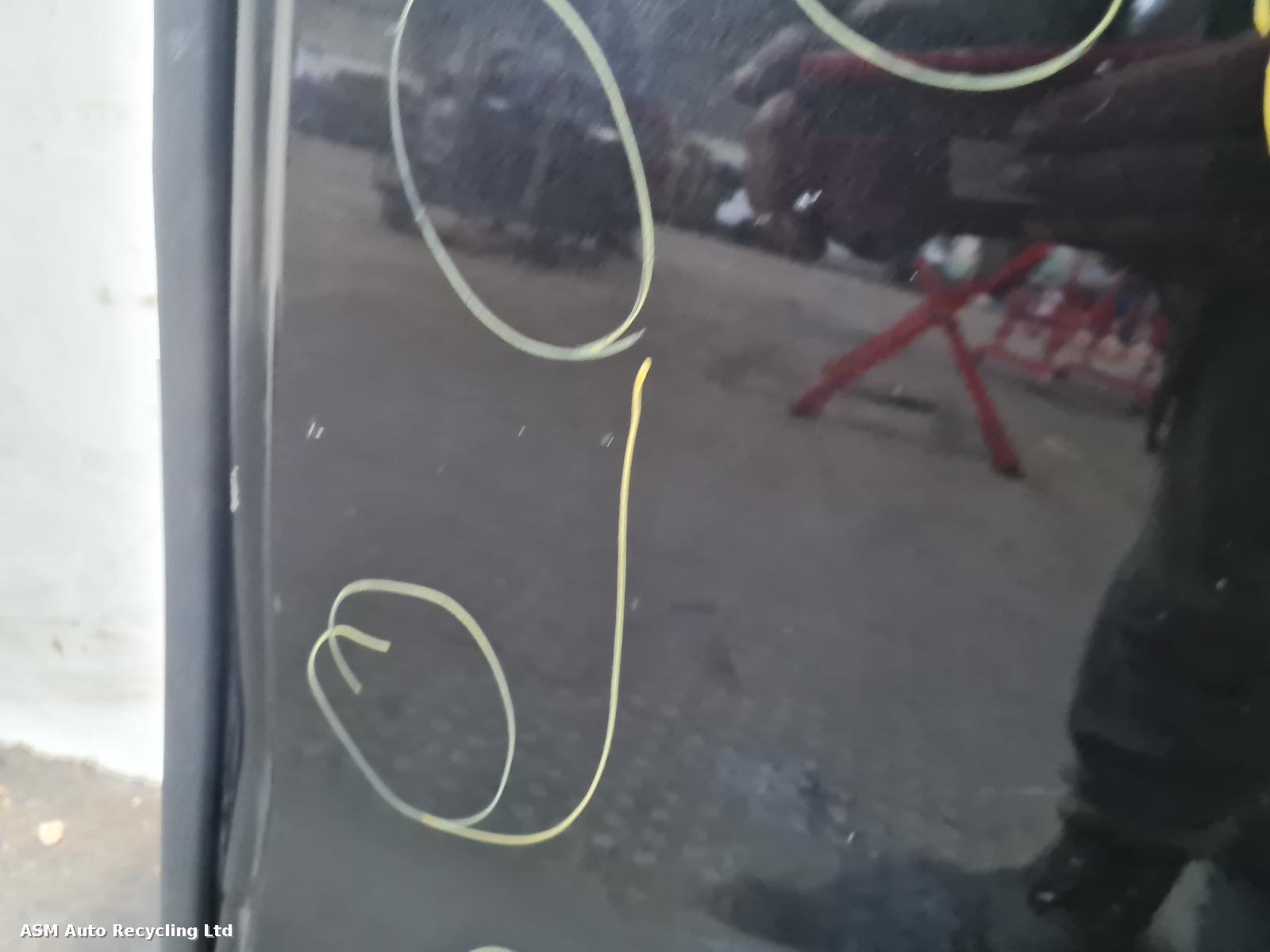 View Auto part R Rear Door Renault Trafic 2017