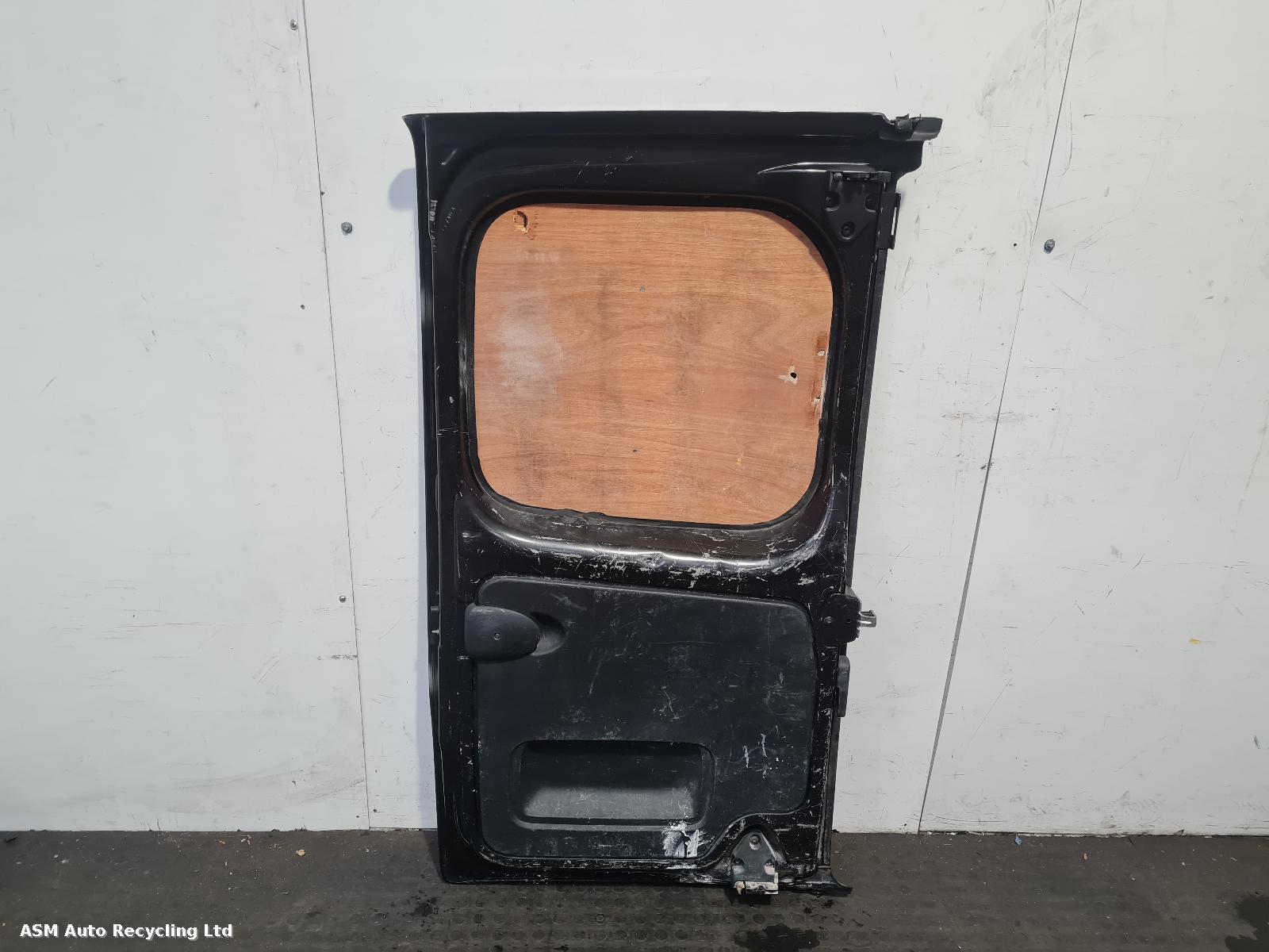 View Auto part R Rear Door Renault Trafic 2017