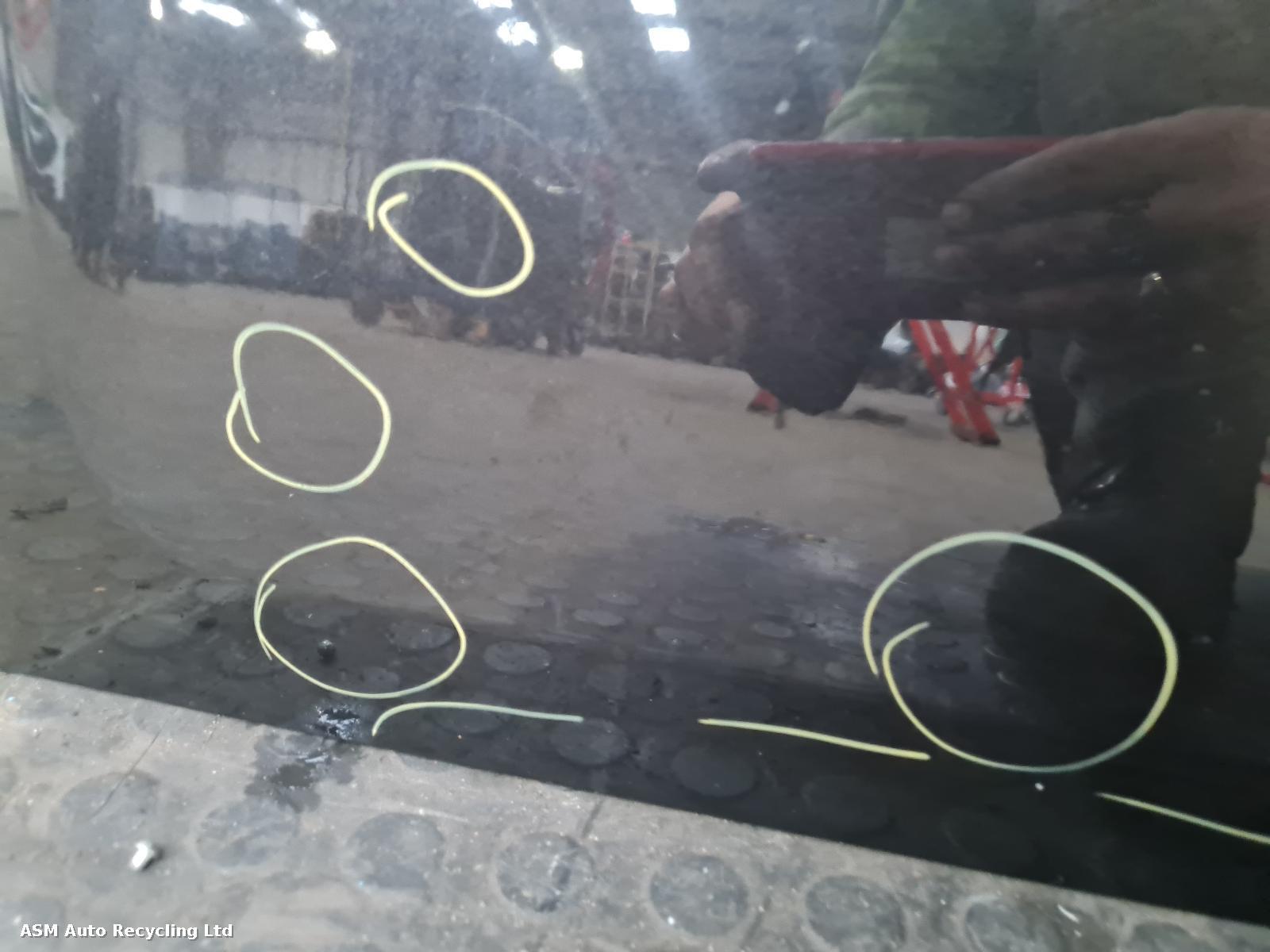 View Auto part R Rear Door Renault Trafic 2017