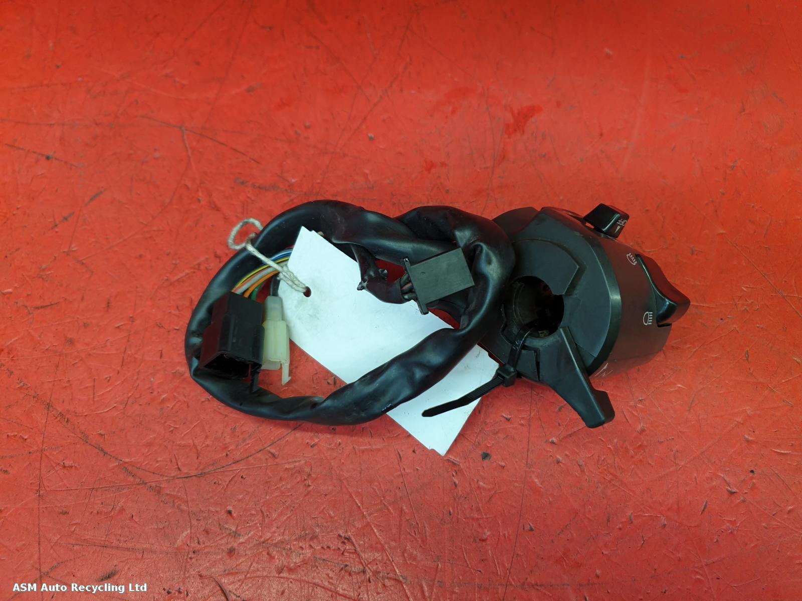 View Auto part LH Switch Gear Kawasaki Zx9 R 2004