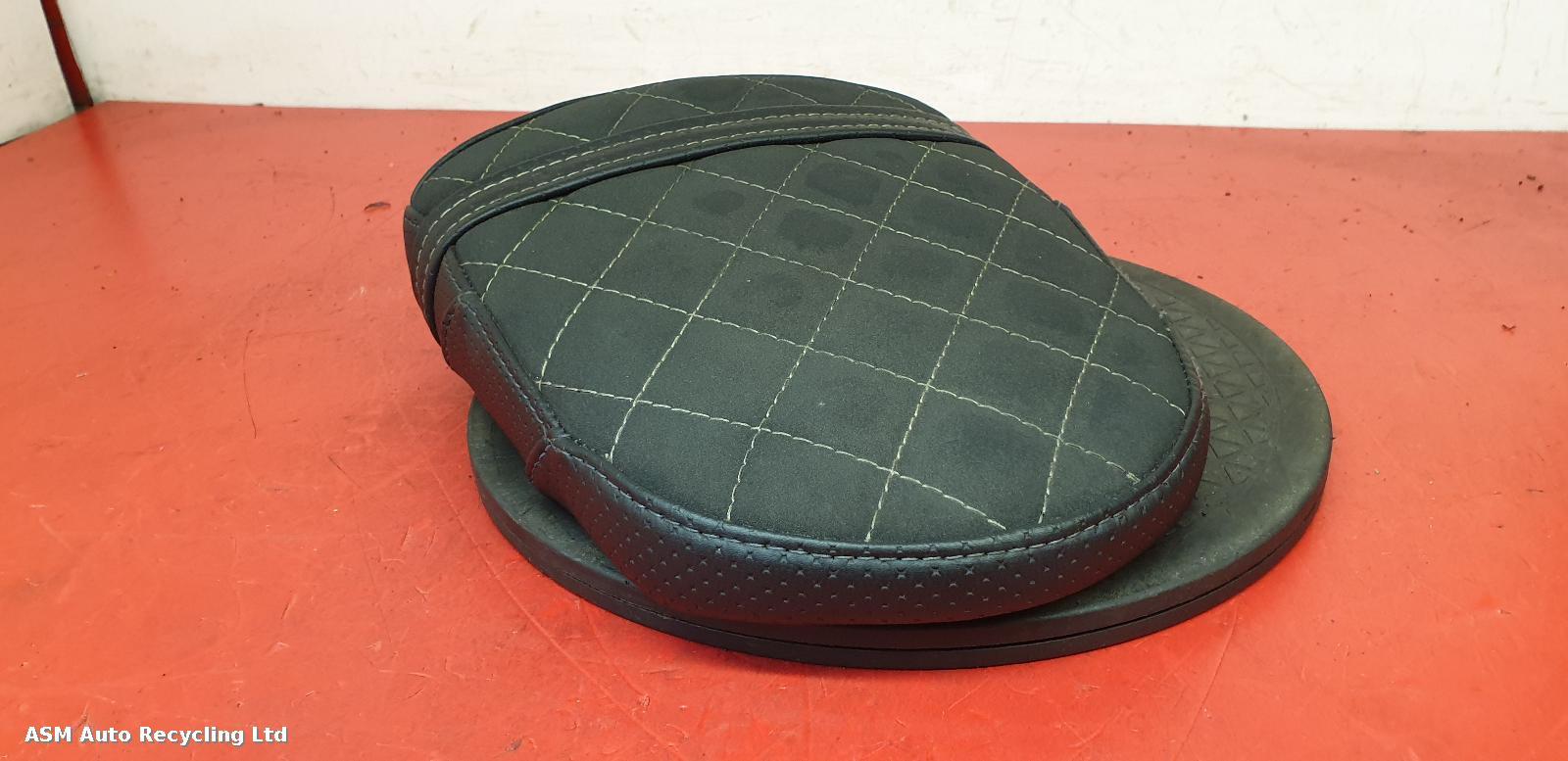 View Auto part 2nd Seat (Rear Seat) Suzuki Gsxr 750 K8 2008