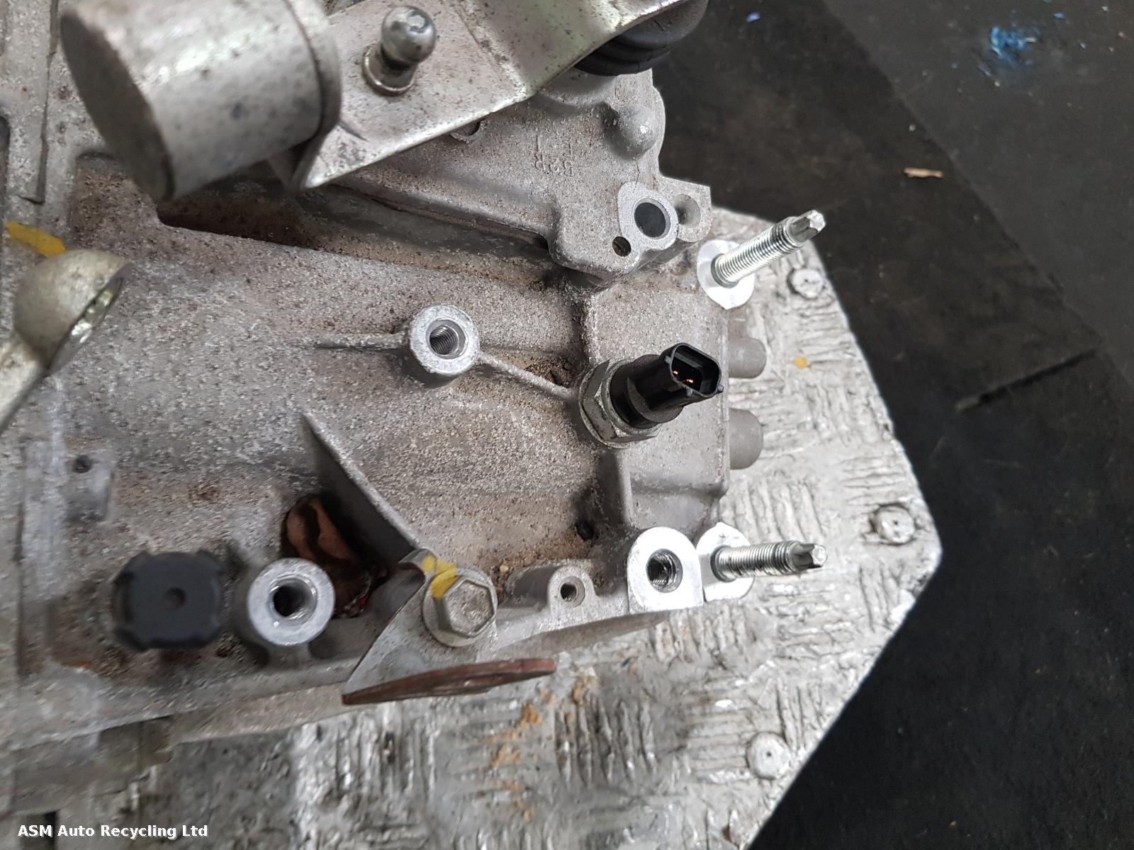 View Auto part Gearbox Suzuki Swift 2019