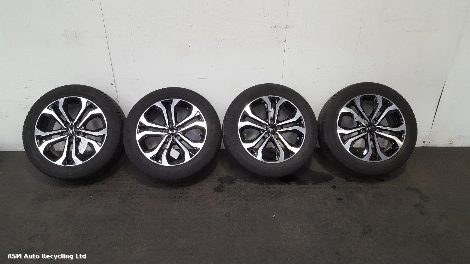 View Auto part Wheel Set Ford Puma 2022