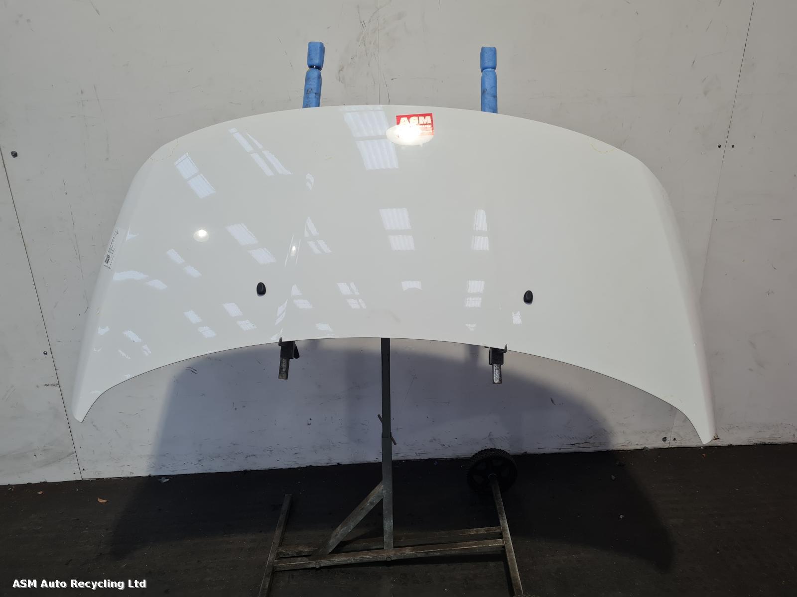 View Auto part Bonnet Peugeot 3008 2012