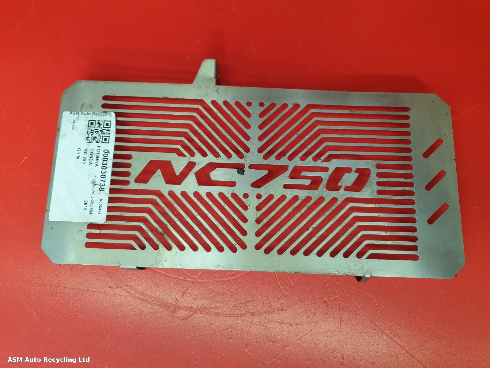 View Auto part Grille Honda Nc 750 2016