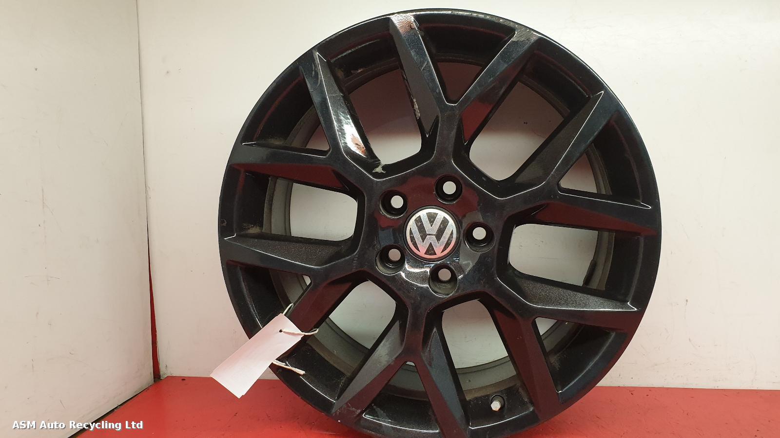 View Auto part Wheel Volkswagen Golf 2012