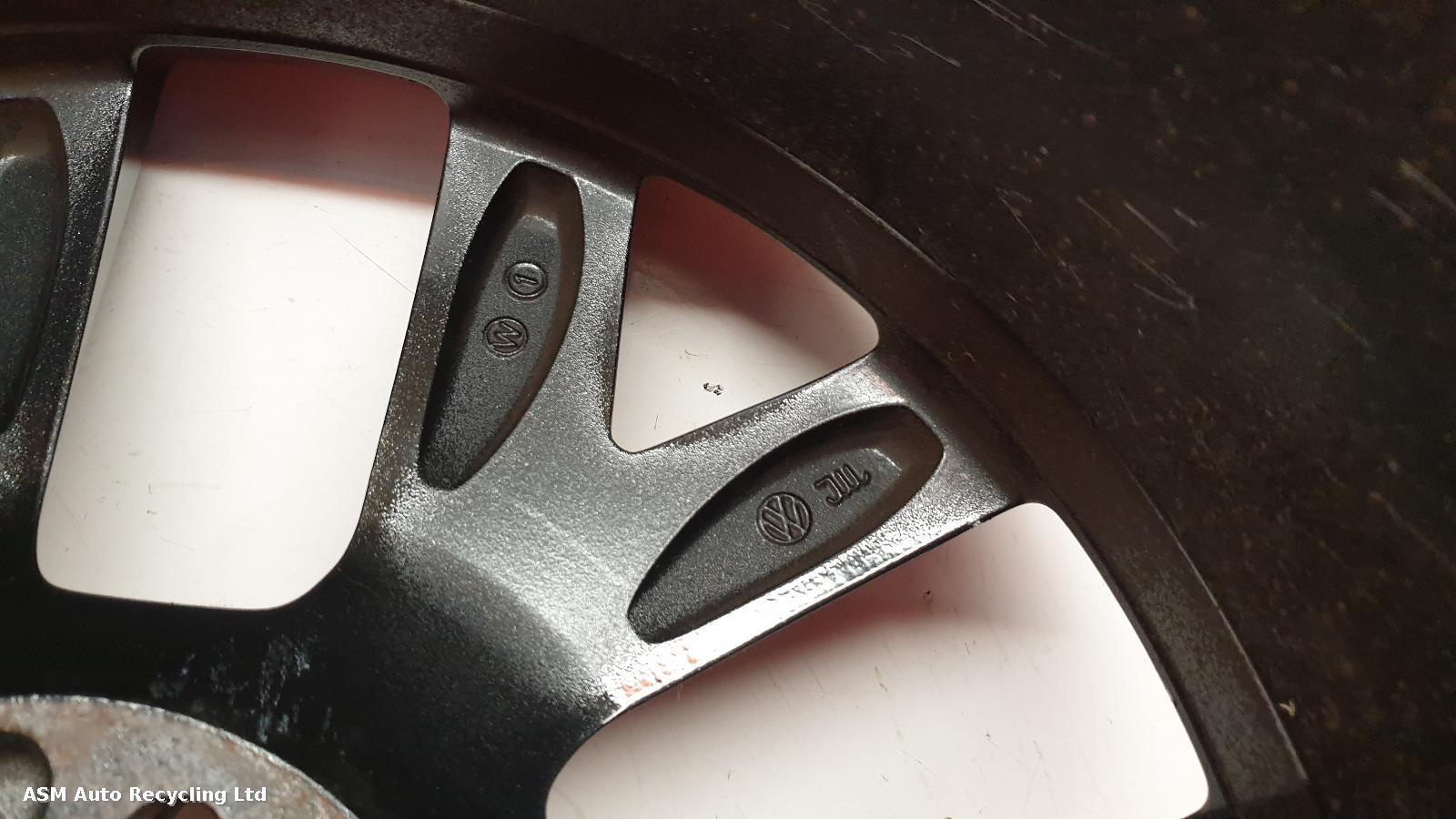 View Auto part Wheel Volkswagen Golf 2012