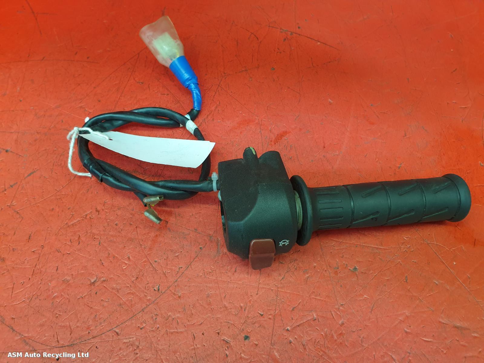 View Auto part RH Switch Gear Yamaha Mt-03 2019