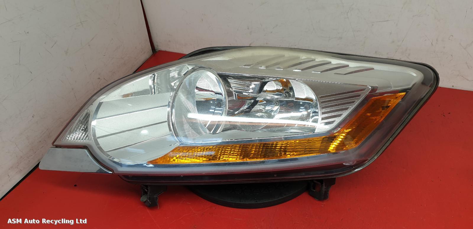 View Auto part L Headlamp Ford Kuga 2010