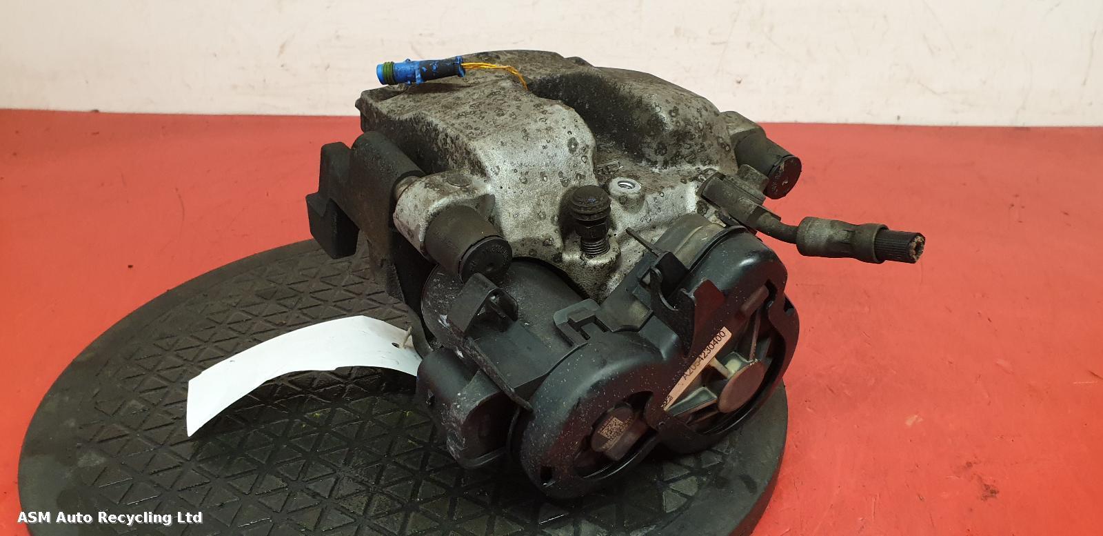 View Auto part Caliper Mercedes C Class 2018