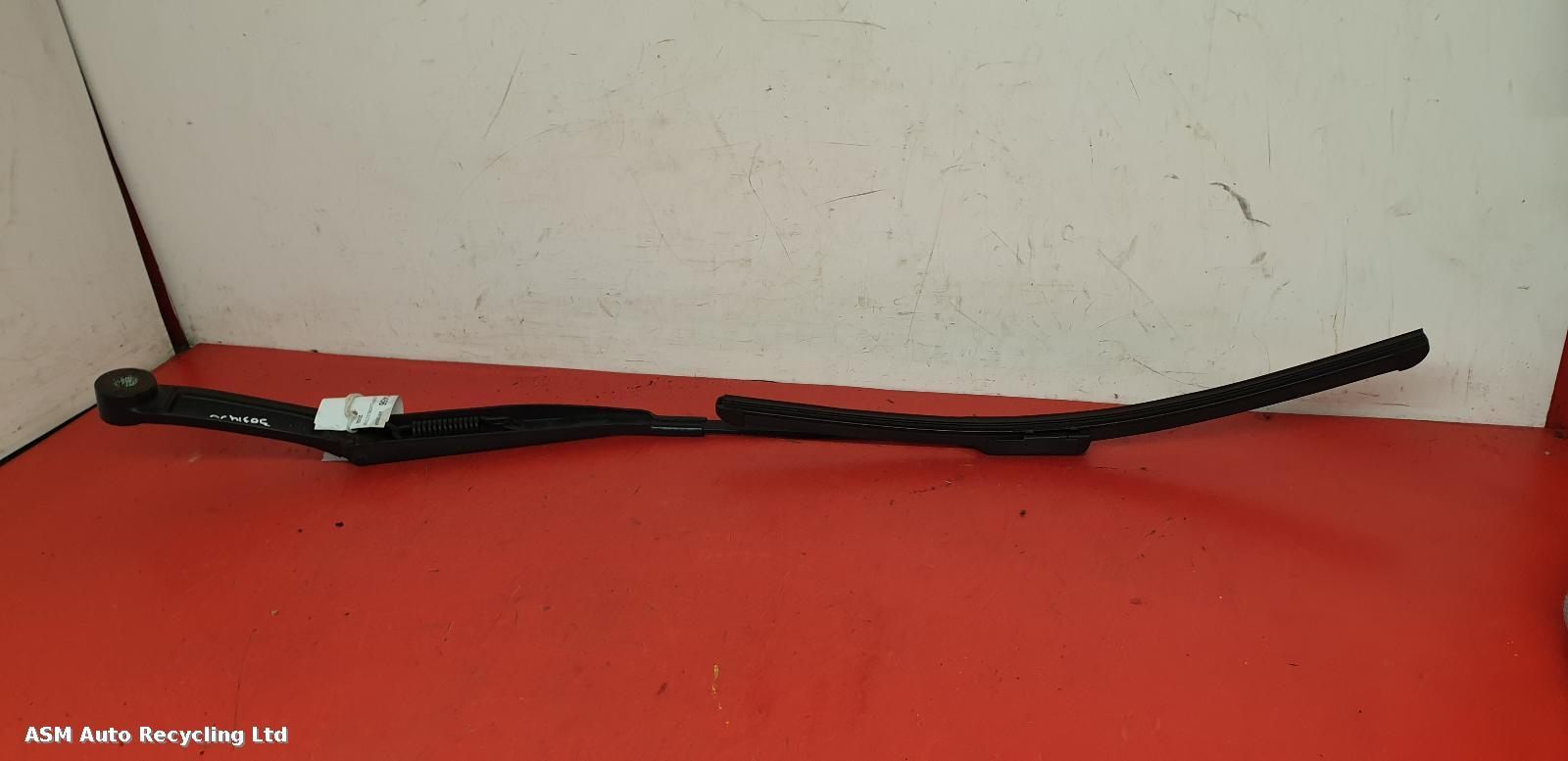 View Auto part Wiper Arm Kia Ceed 2008