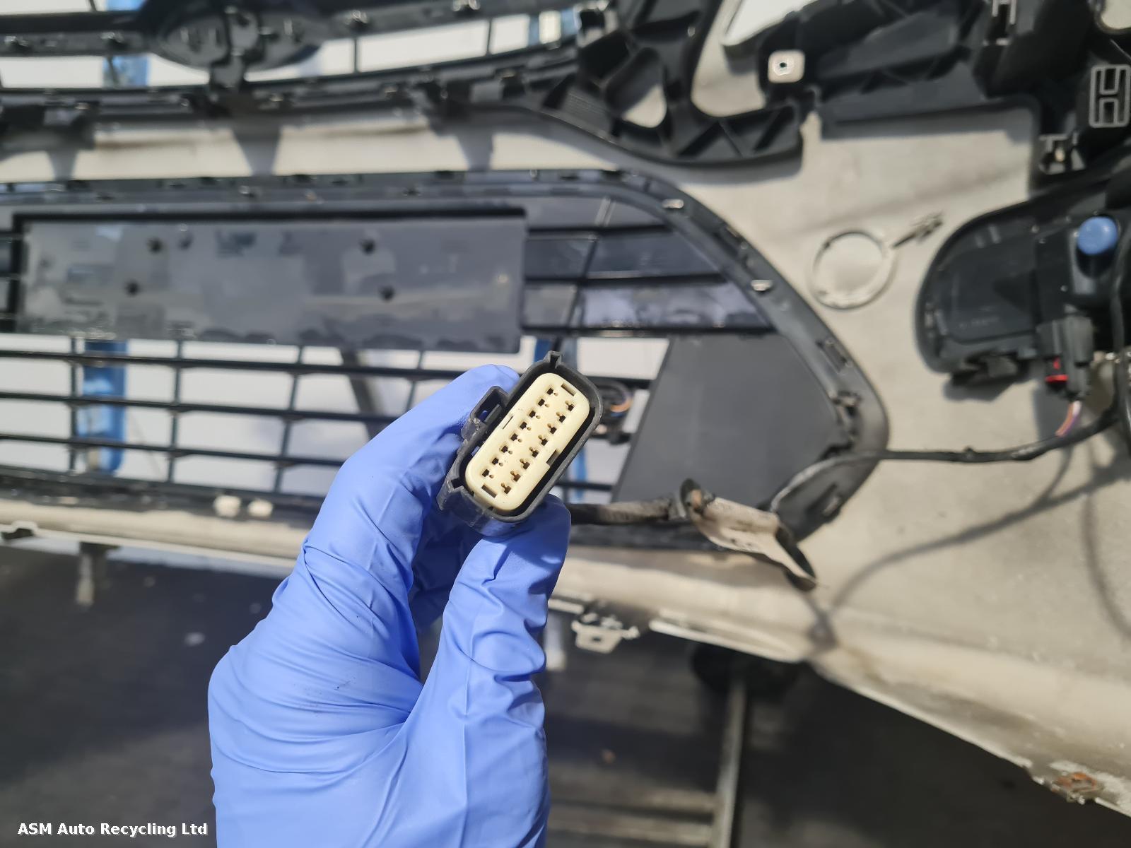 View Auto part Front Bumper Ford Mondeo 2011