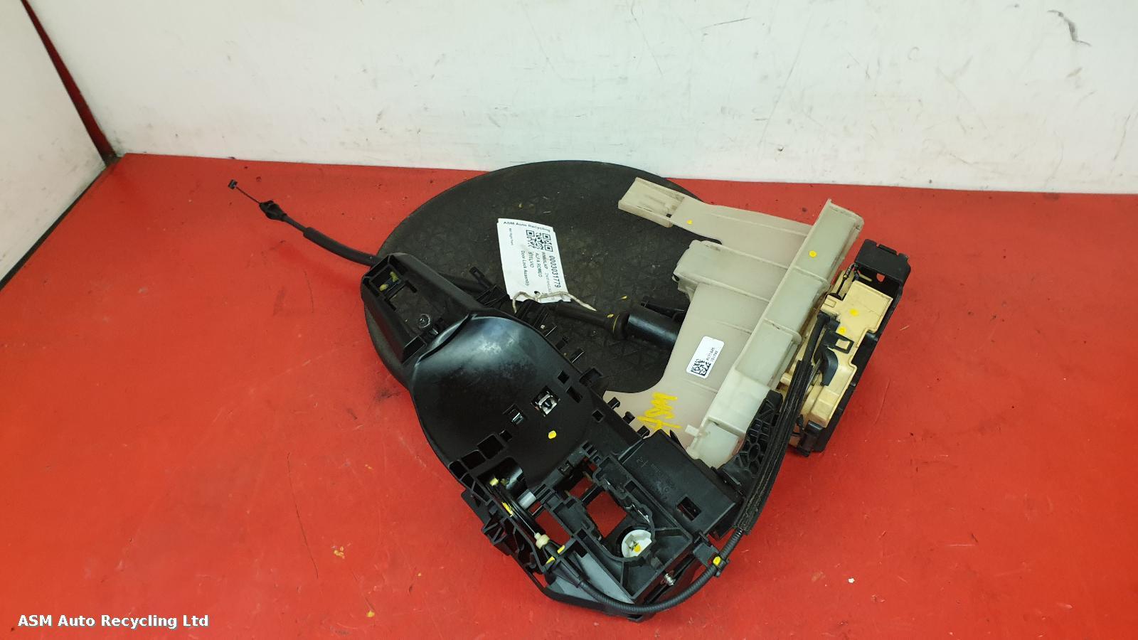 View Auto part Door Lock Assembly Alfa Romeo Stelvio 2019