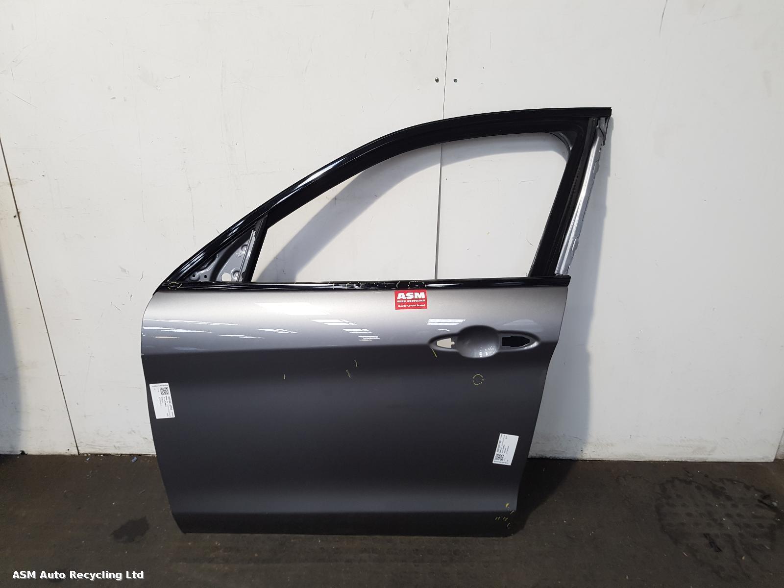 View Auto part L Front Door Alfa Romeo Stelvio 2019