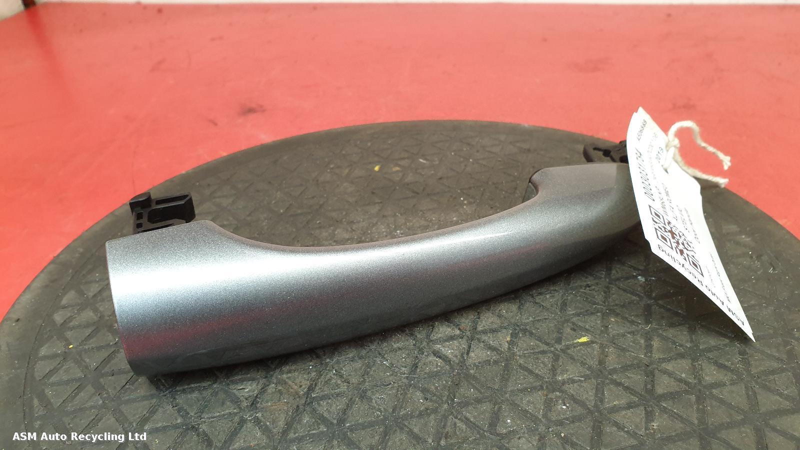 View Auto part Door Handle Alfa Romeo Stelvio 2019