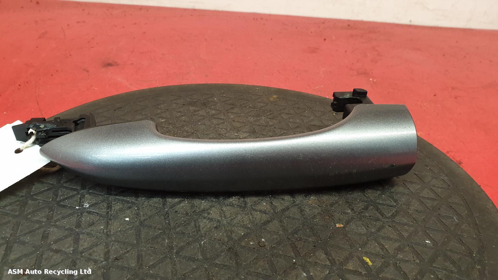 View Auto part Door Handle Alfa Romeo Stelvio 2019