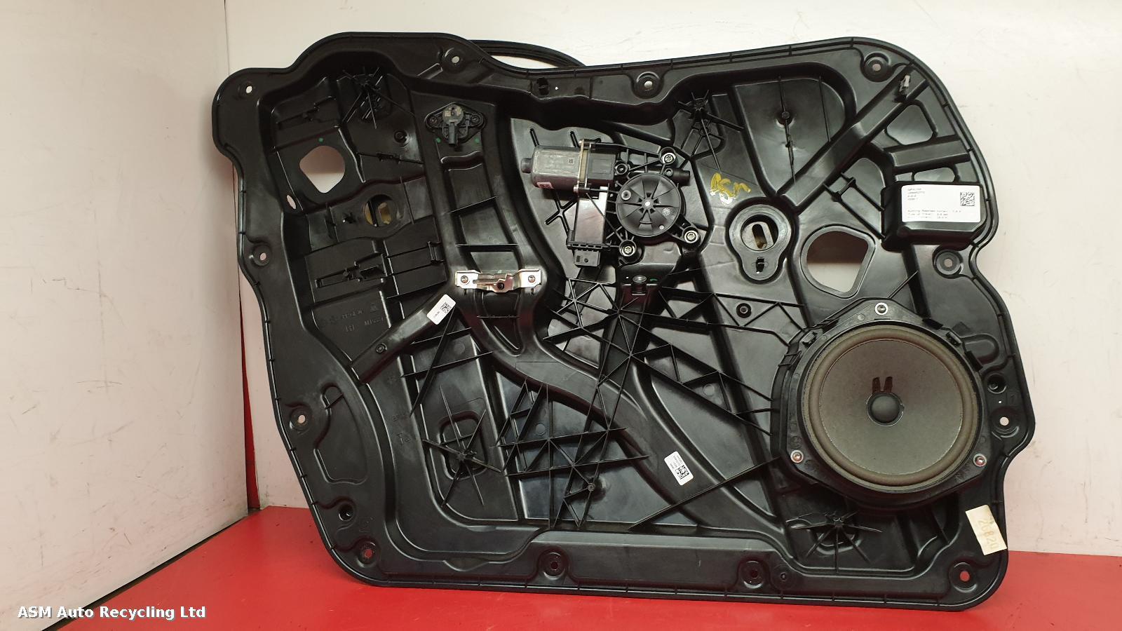 View Auto part LF Window Regulator Alfa Romeo Stelvio 2019