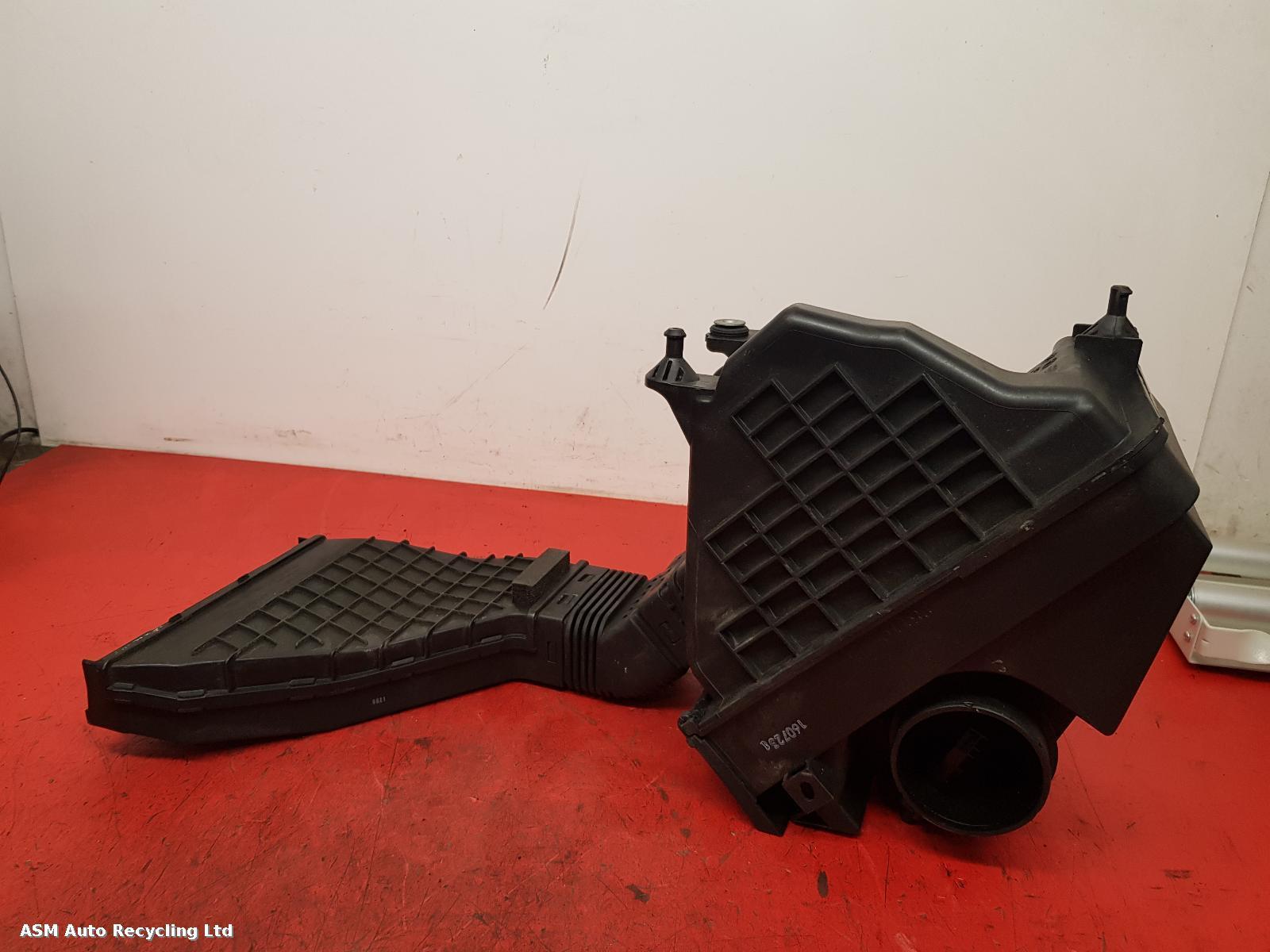View Auto part Air Cleaner/Box Kia Sportage 2016