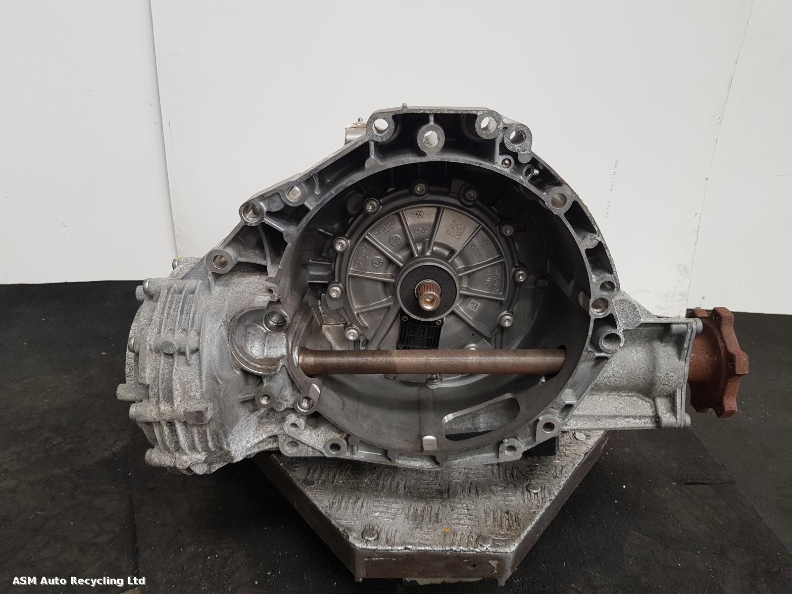 View Auto part Gearbox Audi A4 2021