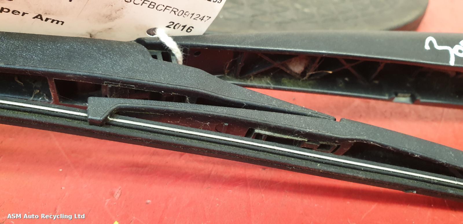 View Auto part Wiper Arm Peugeot 108 2016