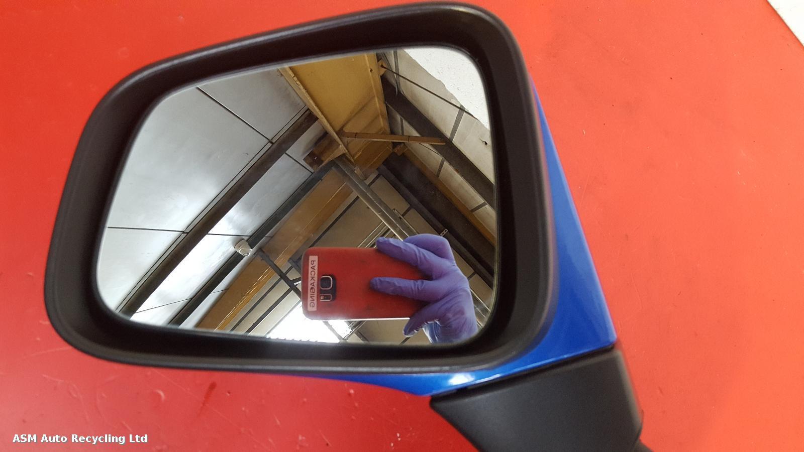 View Auto part L Door Mirror Vauxhall Mokka 2016